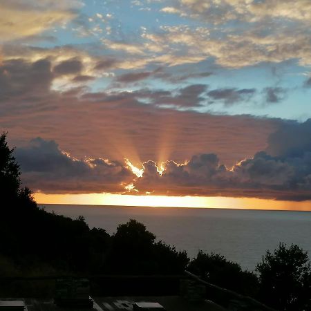 Coin De Paradis Vue Dominante Sur Mer, Montagne Et Tour Genoise Avec Jacuzzi Pino Exterior photo
