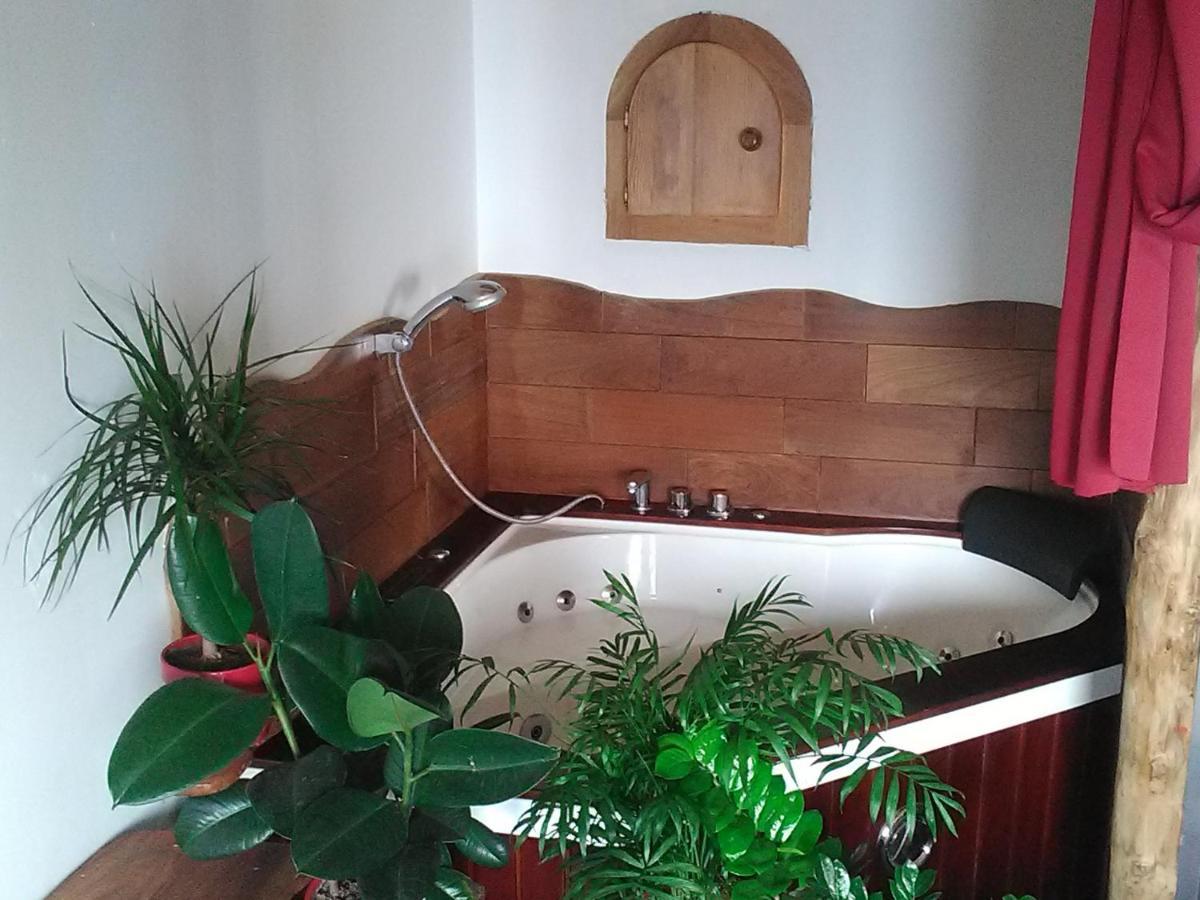 Coin De Paradis Vue Dominante Sur Mer, Montagne Et Tour Genoise Avec Jacuzzi Pino Exterior photo